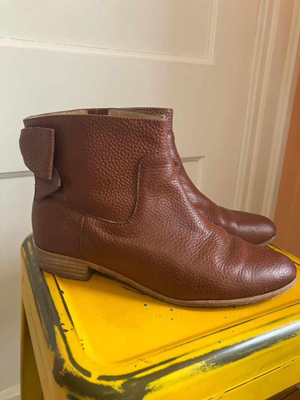 Kate Spade Chestnut Leather bow booties